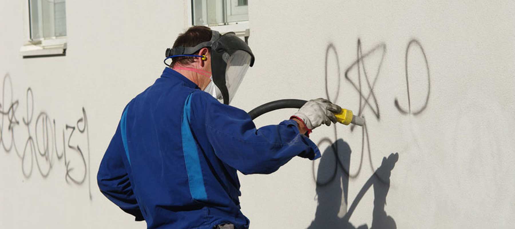 Graffiti powerwash